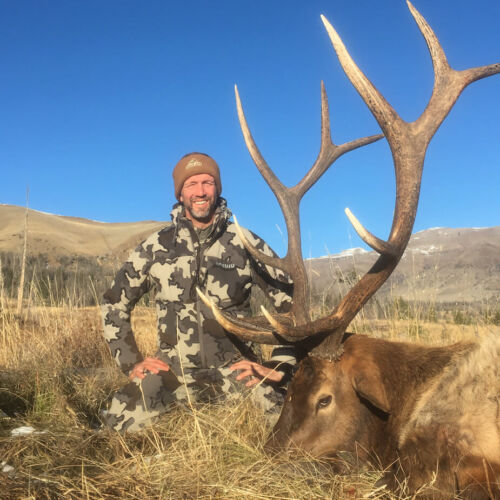 Wyoming Elk Hunting Guides